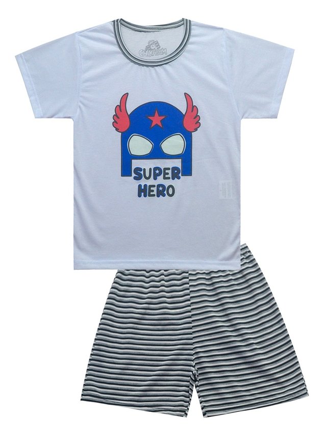 short listras preto e cinza